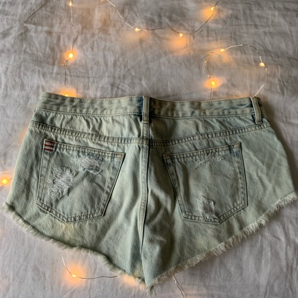 Urban Outfitters Bleached Denim Shorts - Picture 3 of 3